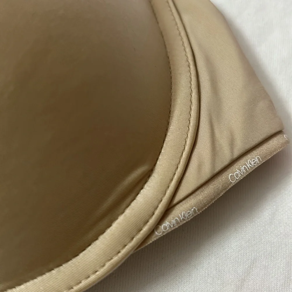 CALVIN KLEIN UNDERWIRE PADDES BRA - Picture 2 of 11